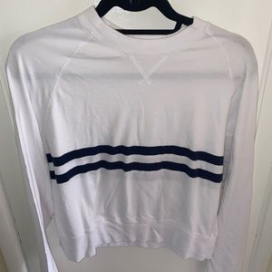 Long sleeve brandy Melville shirt from John galt.